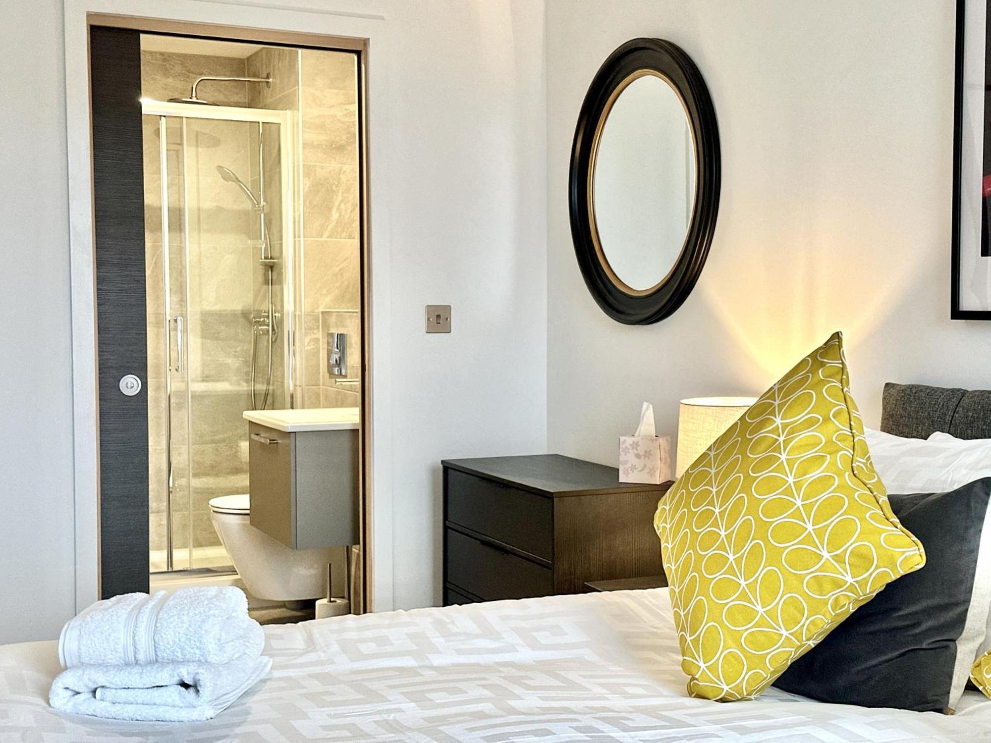 38 With Minster Views, Parking And Gym Apartment *