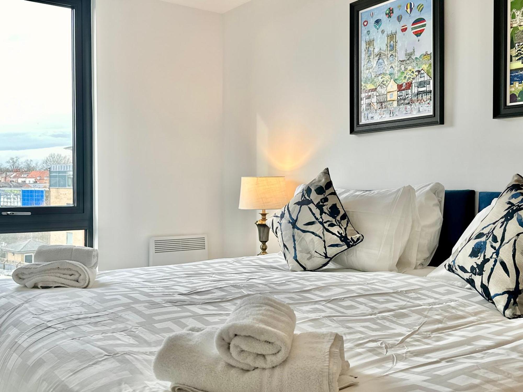 38 With Minster Views, Parking And Gym Apartment *