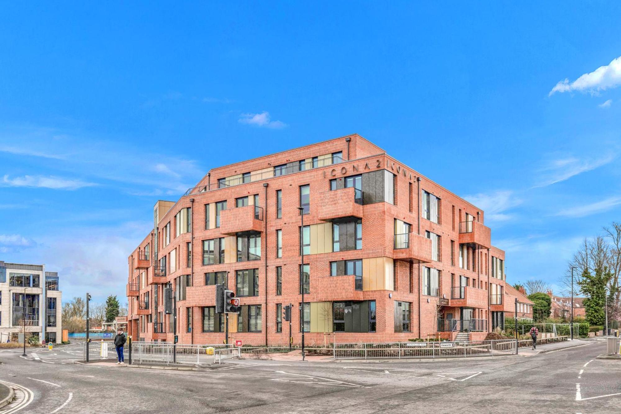 38 With Minster Views, Parking And Gym Apartment *